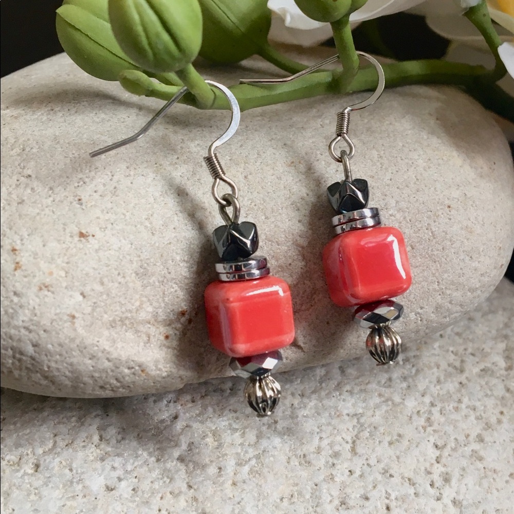Gardgy Handmade earrings red